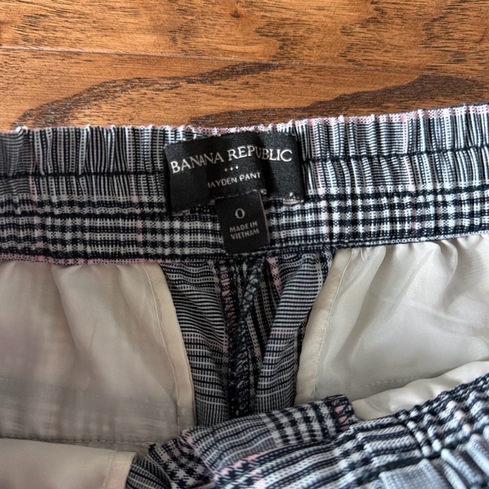 Banana Republic Plaid Drawstring pants - Gray size 0 - Picture 3 of 4